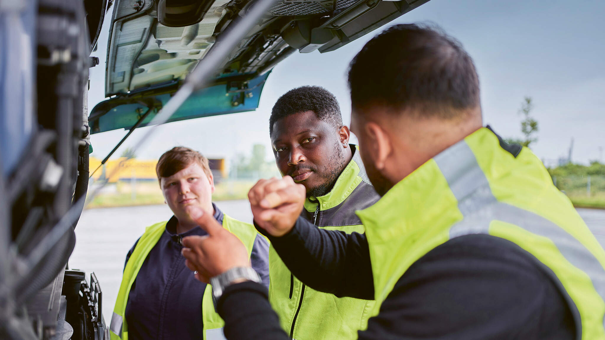 Technikverständnis ist ein wesentlicher Teil der Ausbildung (Bild: Frank Schinski)