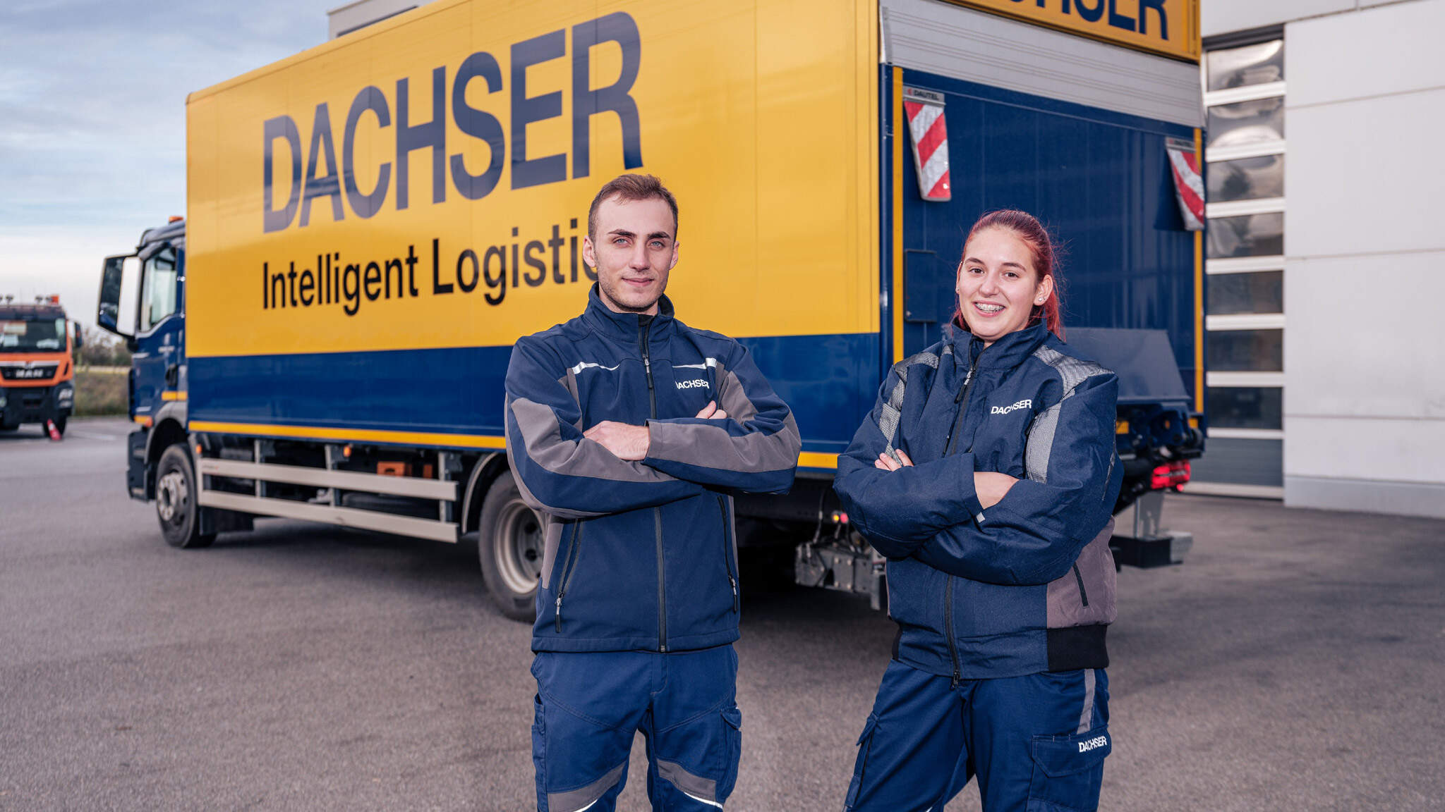 Vor zehn Jahren startete mit der „DACHSER Service und Ausbildungs GmbH“ eine eigene Qualifizierungsoffensive. Foto: DACHSER/Stefan Gergely