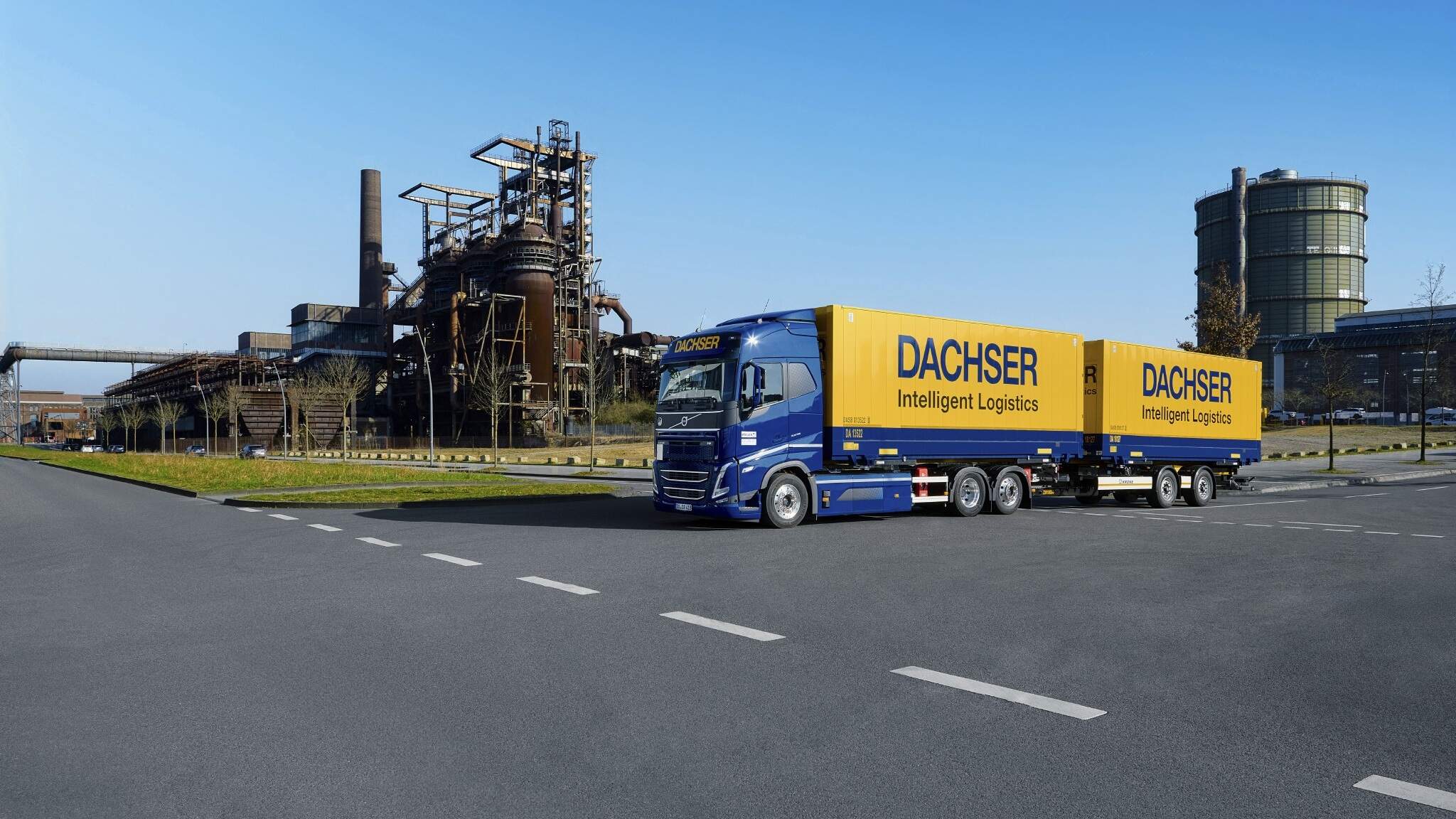 Der 42-Tonnen-E-Lkw von Volvo unterwegs in Dortmund